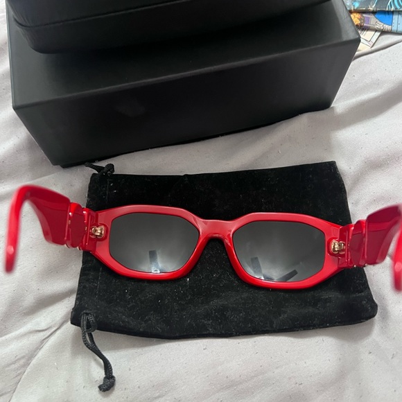 Versace metal man sunglasses - Picture 4 of 6